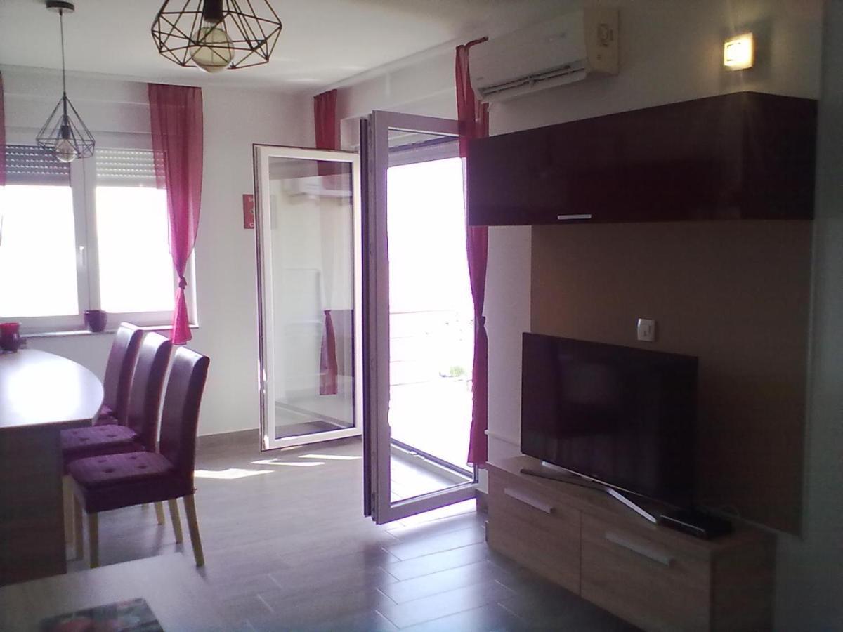 Apartman Mihalj Zadar-Rtina Miletici Exterior photo